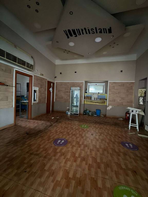 negozio in affitto a Nola