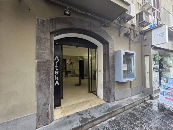 negozio in affitto a Nola