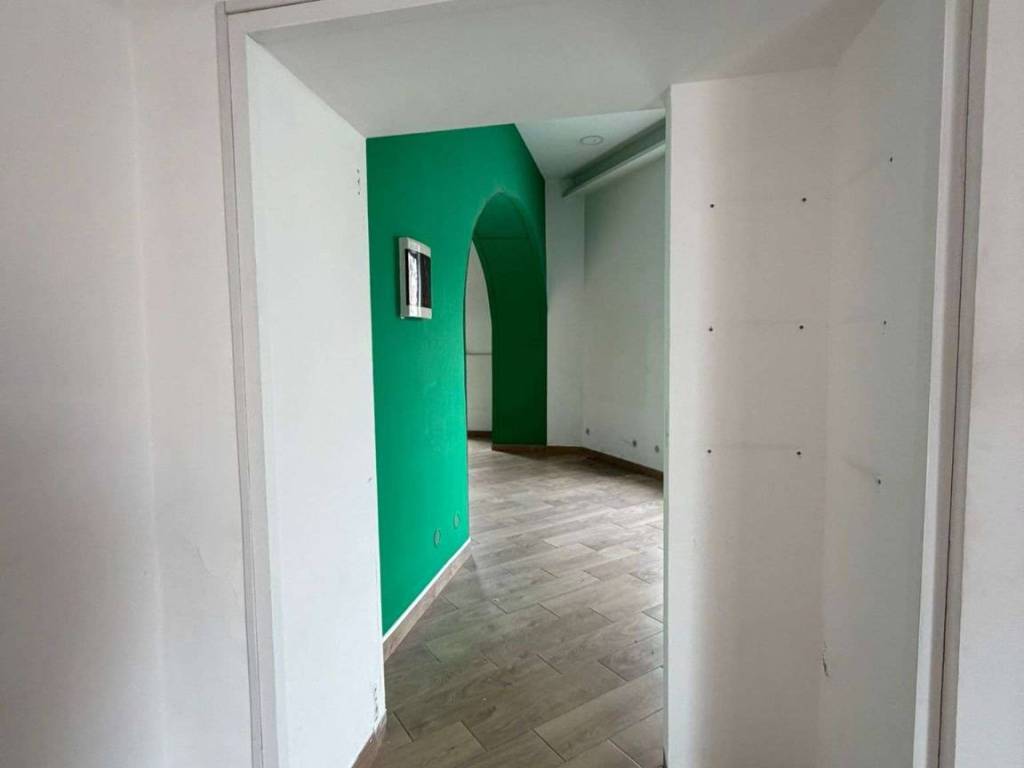 negozio in affitto a Nola