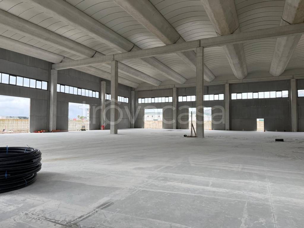 locale commerciale in affitto a Nola in zona Boscofangone