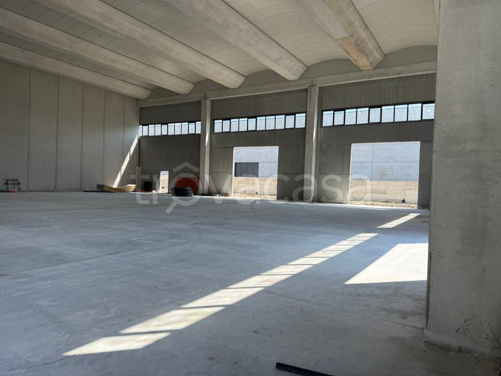 locale commerciale in affitto a Nola in zona Boscofangone