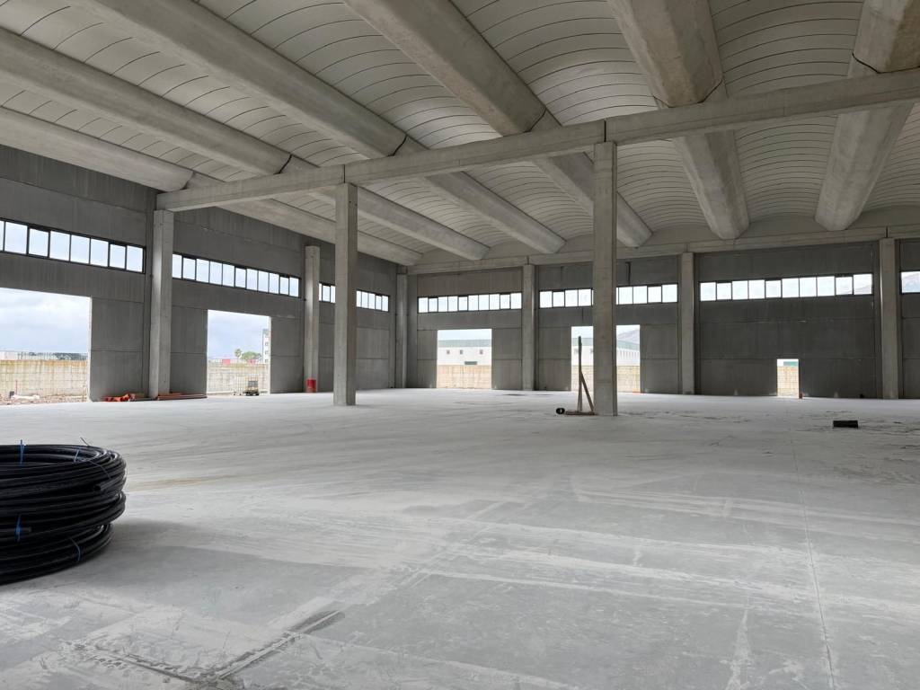 locale commerciale in affitto a Nola in zona Boscofangone