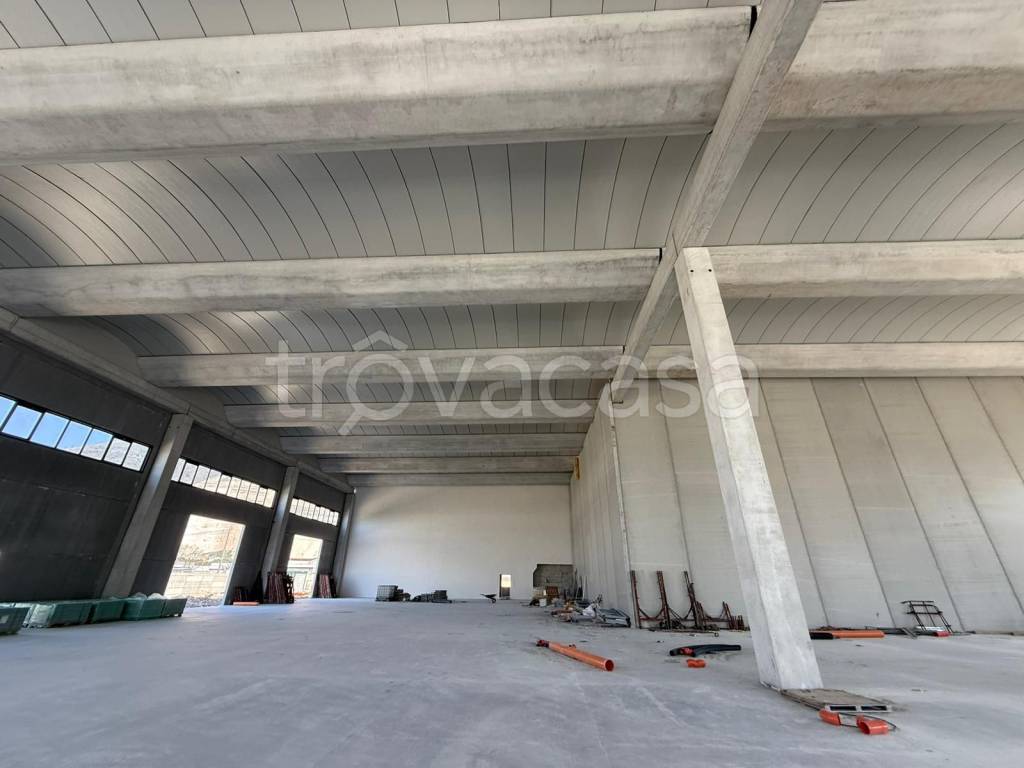 capannone in affitto a Nola in zona Boscofangone