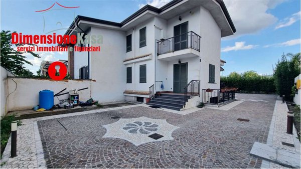 casa indipendente in affitto a Nola in zona Piazzola