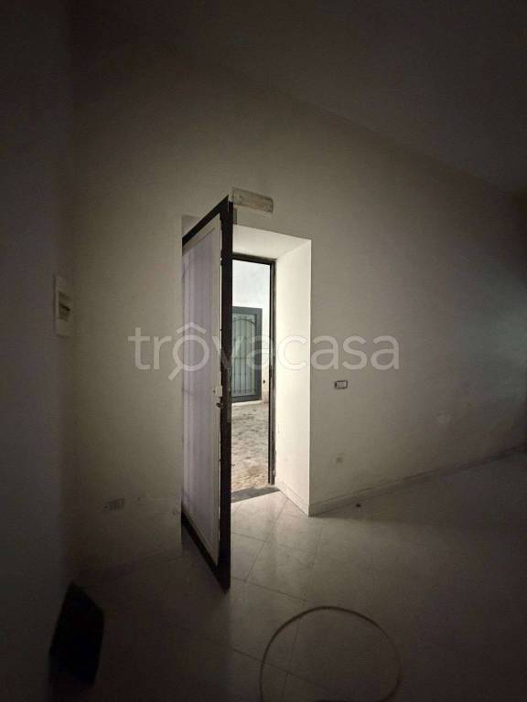 negozio in affitto a Nola