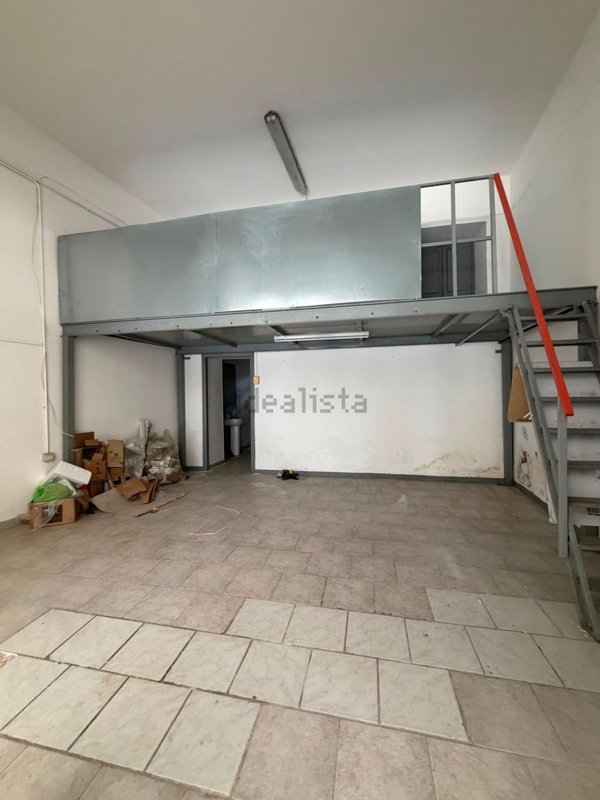 locale commerciale in affitto a Nola in zona Pigna Spaccata