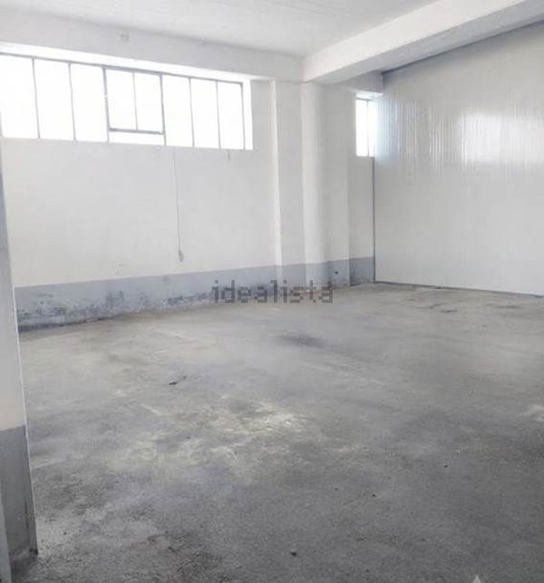 locale commerciale in affitto a Nola in zona Pigna Spaccata