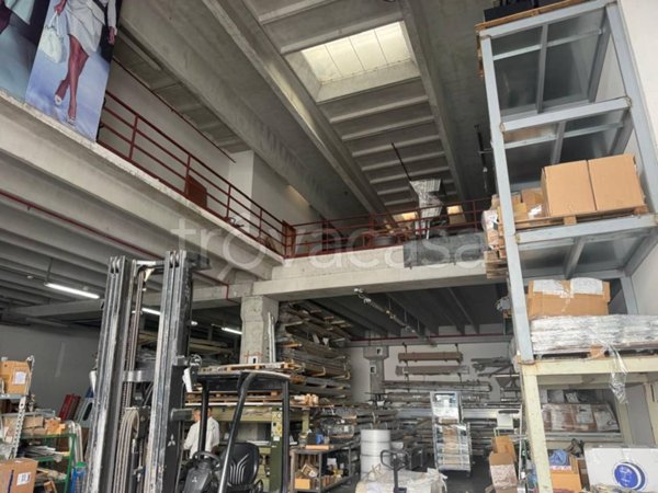 locale commerciale in affitto a Nola in zona Boscofangone