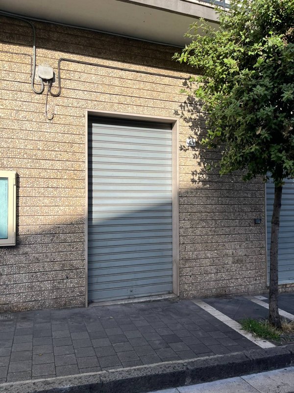 locale commerciale in affitto ad Ottaviano