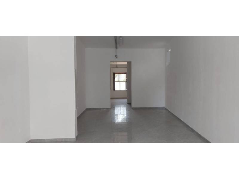 negozio in affitto ad Ottaviano