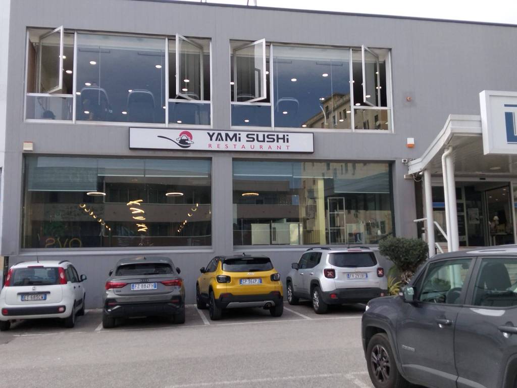 negozio in affitto ad Ottaviano