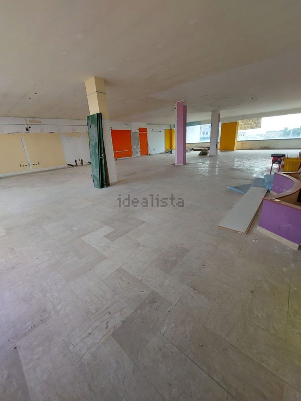 locale commerciale in affitto ad Ottaviano