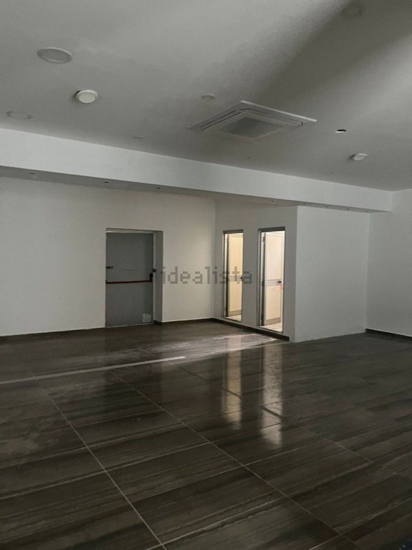 locale commerciale in affitto ad Ottaviano