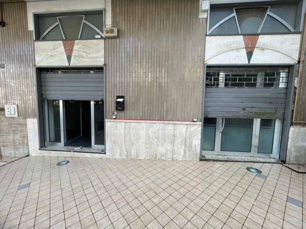 negozio in affitto ad Ottaviano