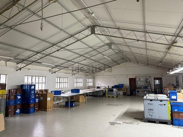 capannone in affitto ad Ottaviano