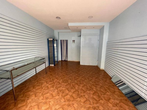 locale commerciale in affitto ad Ottaviano