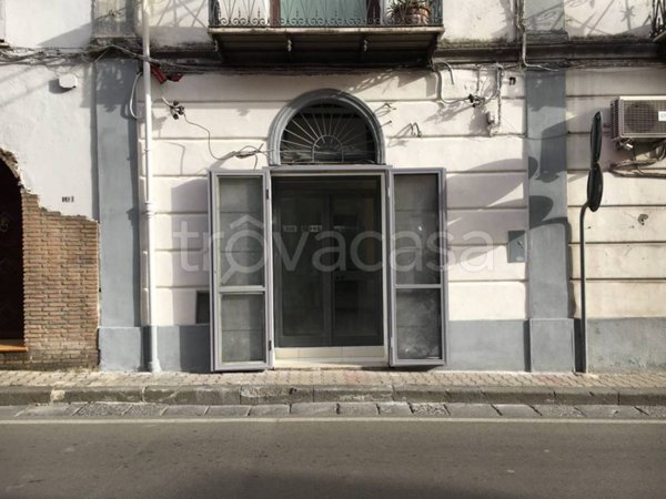 negozio in affitto ad Ottaviano