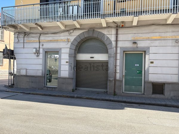 locale commerciale in affitto ad Ottaviano