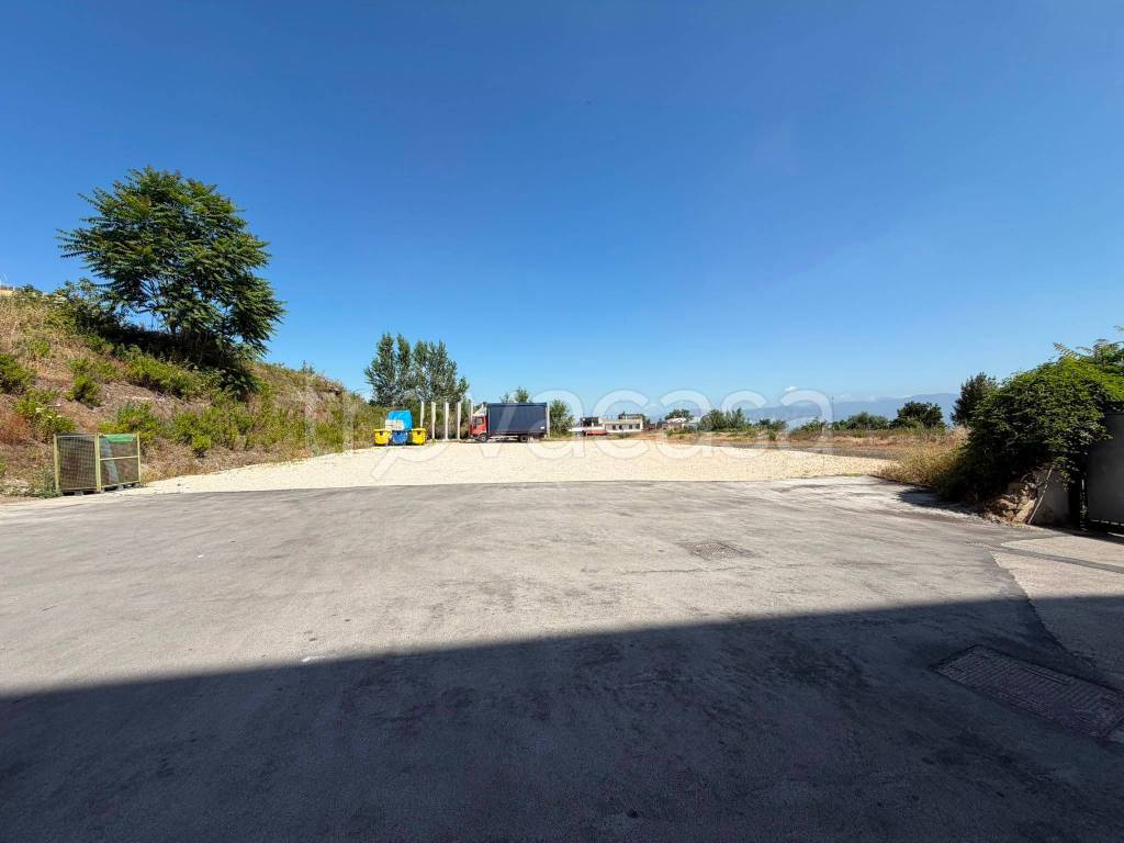 locale commerciale in affitto ad Ottaviano