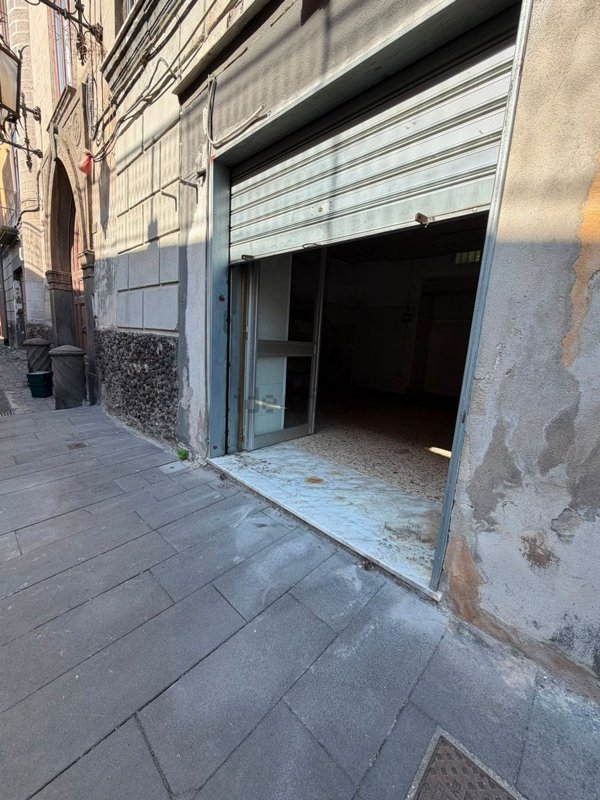 locale commerciale in affitto ad Ottaviano