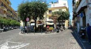 locale commerciale in affitto a Piano di Sorrento