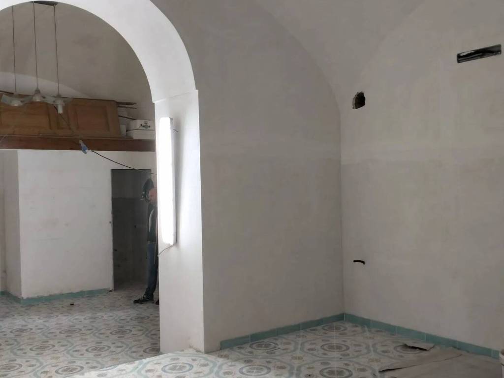negozio in affitto a Piano di Sorrento