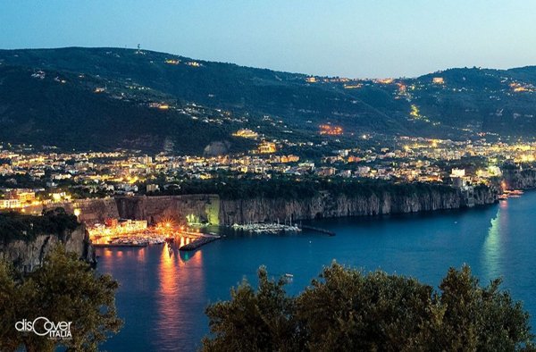 locale commerciale in affitto a Piano di Sorrento