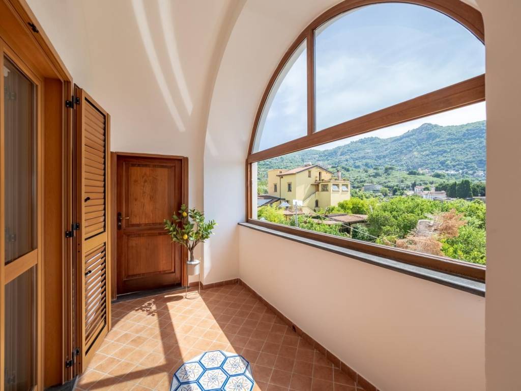 appartamento in affitto a Piano di Sorrento in zona Mortora