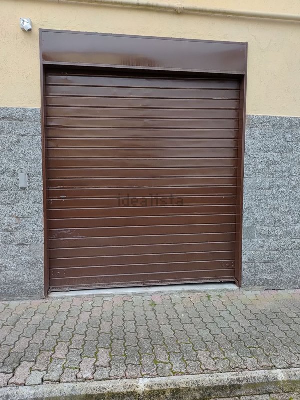 ufficio in affitto a Pollena Trocchia in zona Guindazzi