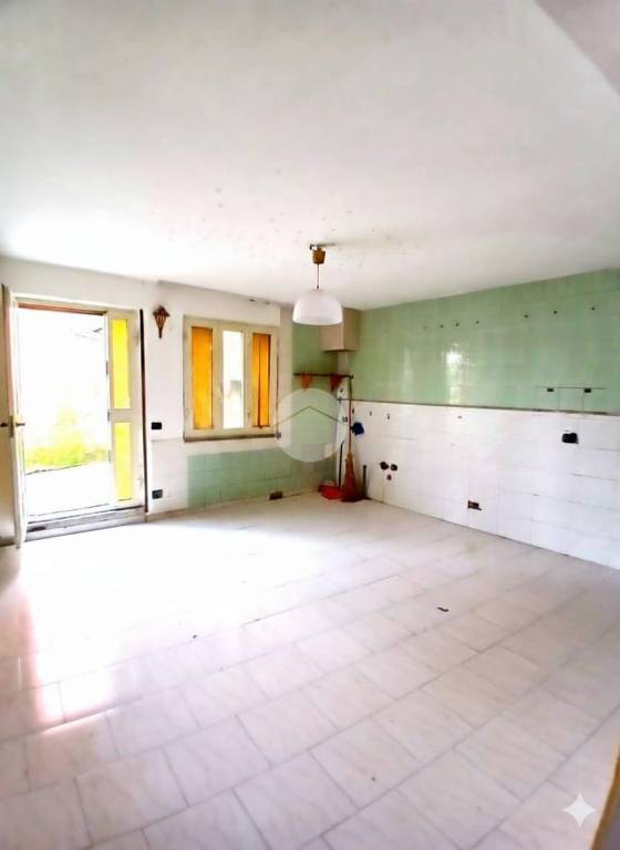 appartamento in affitto a Pollena Trocchia