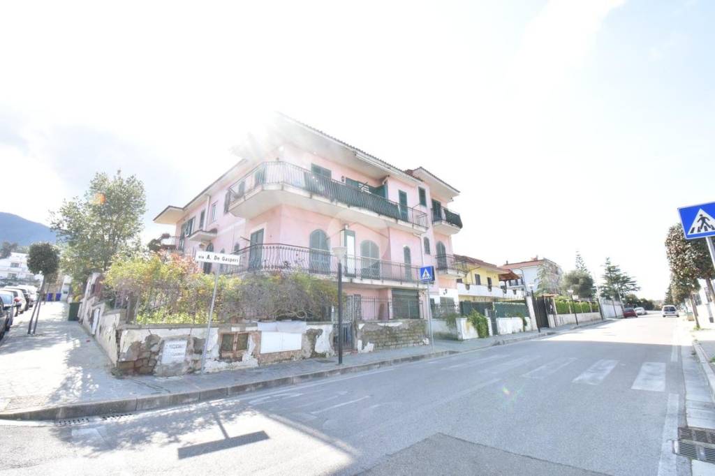 appartamento in affitto a Pollena Trocchia