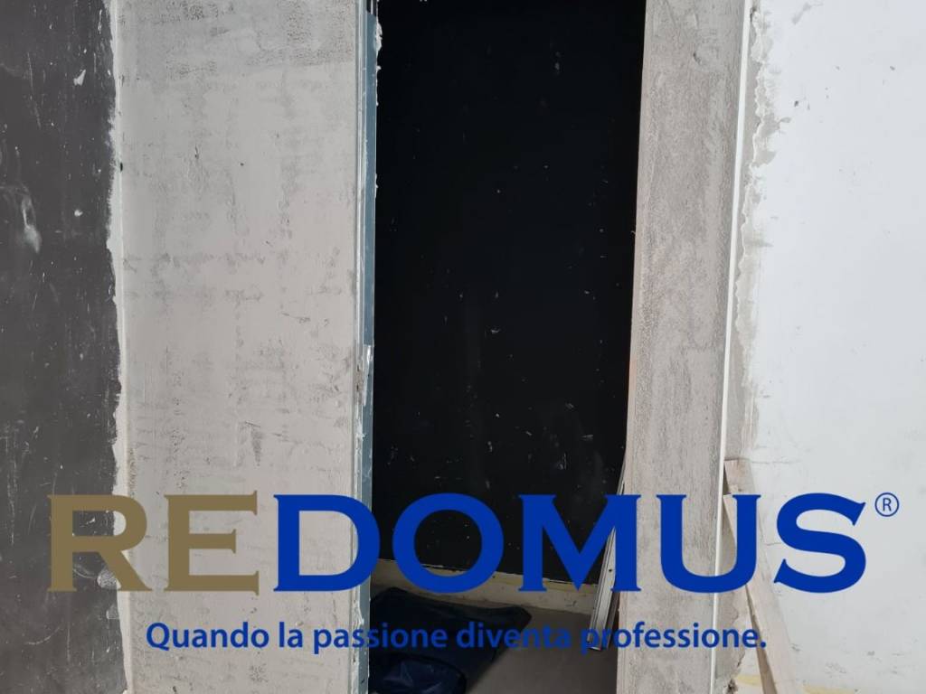 negozio in affitto a Pomigliano d'Arco