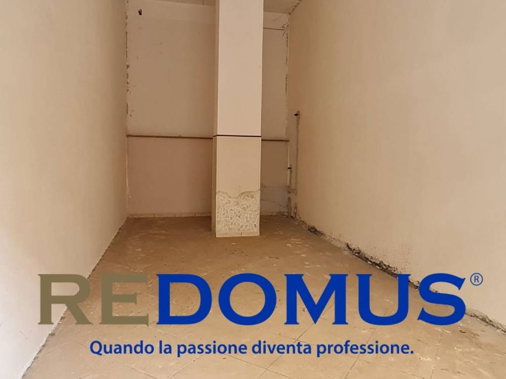 locale commerciale in affitto a Pomigliano d'Arco