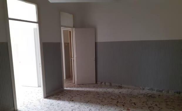 negozio in affitto a Pomigliano d'Arco