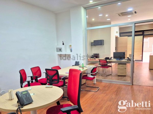 ufficio in affitto a Pomigliano d'Arco