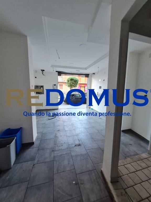 negozio in affitto a Pomigliano d'Arco