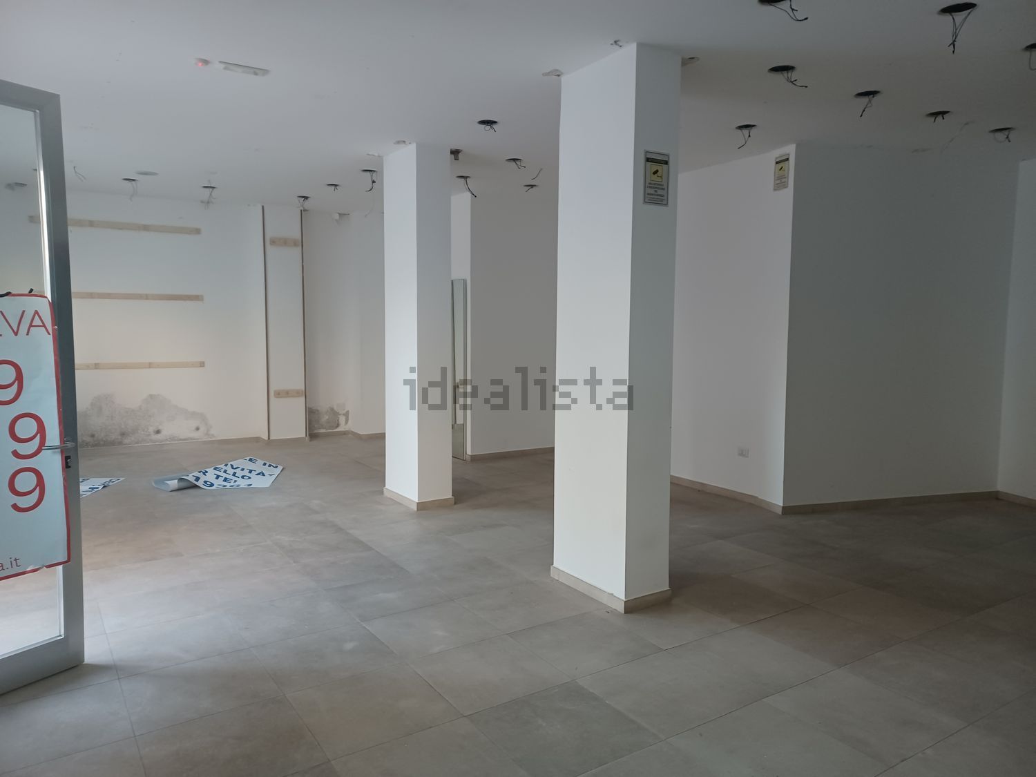 locale commerciale in affitto a Pomigliano d'Arco