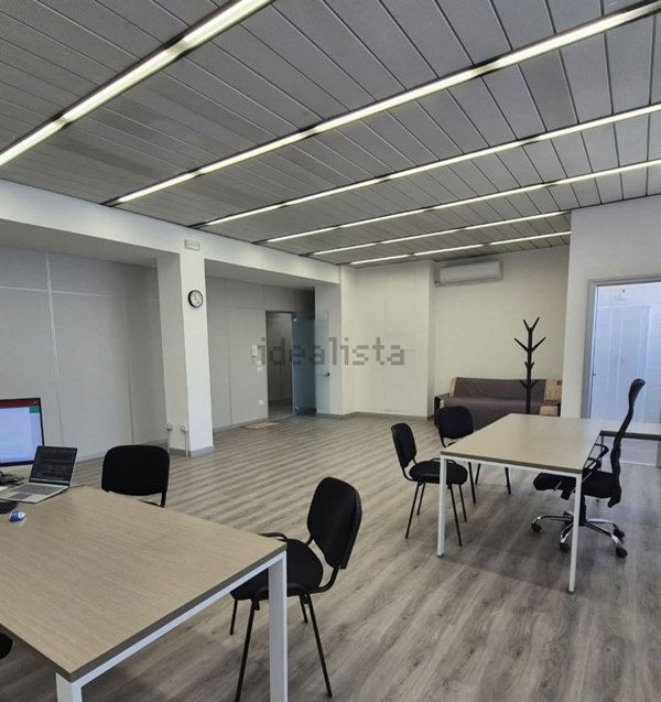 ufficio in affitto a Pomigliano d'Arco