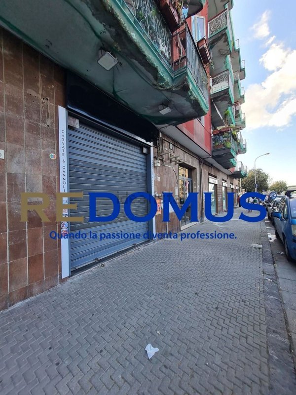 locale commerciale in affitto a Pomigliano d'Arco