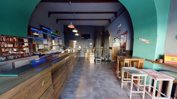 negozio in affitto a Pomigliano d'Arco