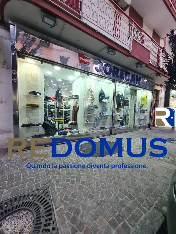 negozio in affitto a Pomigliano d'Arco