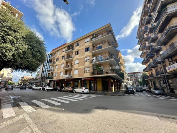 ufficio in affitto a Pomigliano d'Arco