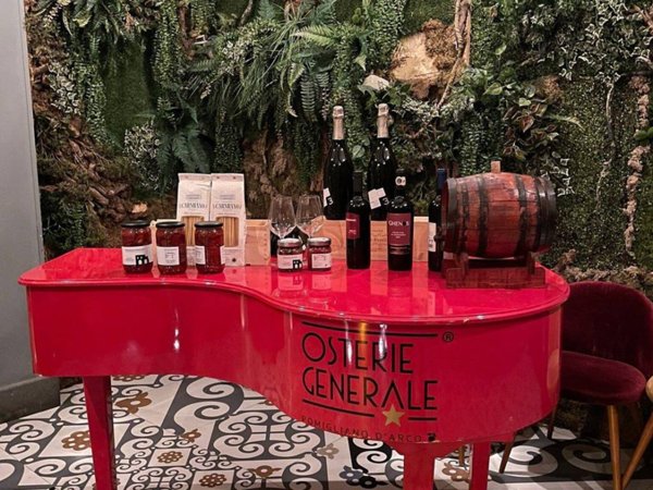 negozio in affitto a Pomigliano d'Arco