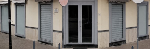 locale commerciale in affitto a Pomigliano d'Arco
