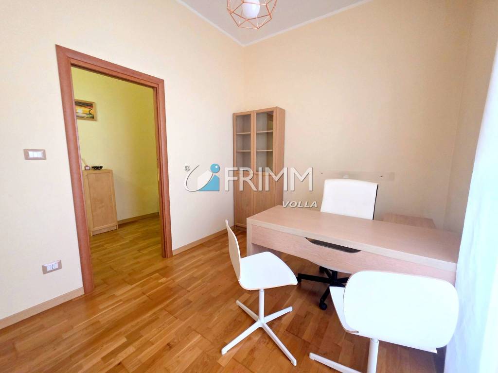 ufficio in affitto a Pomigliano d'Arco