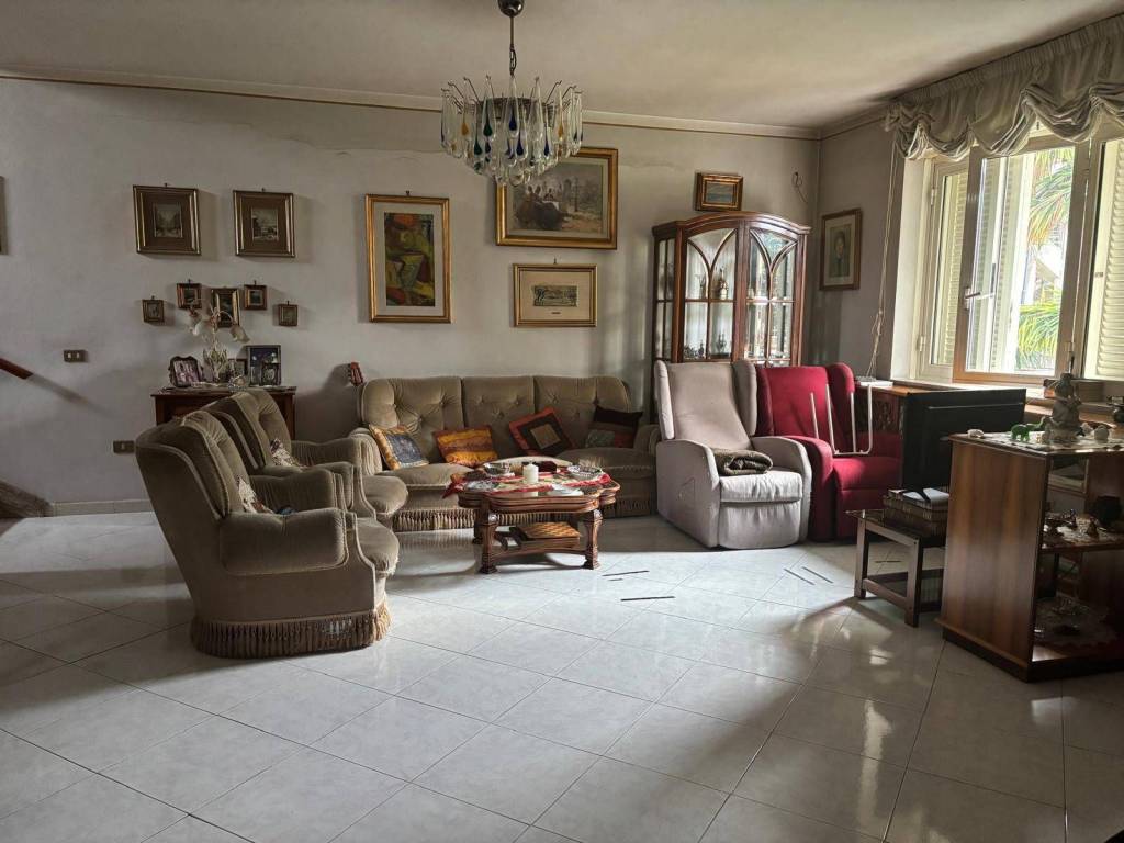 casa indipendente in affitto a Pompei