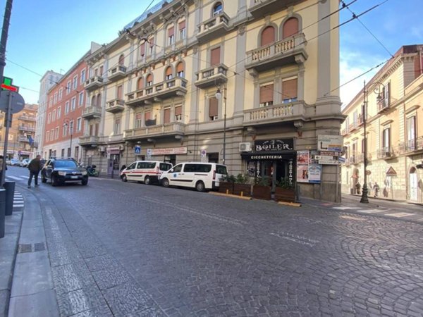 negozio in affitto a Portici