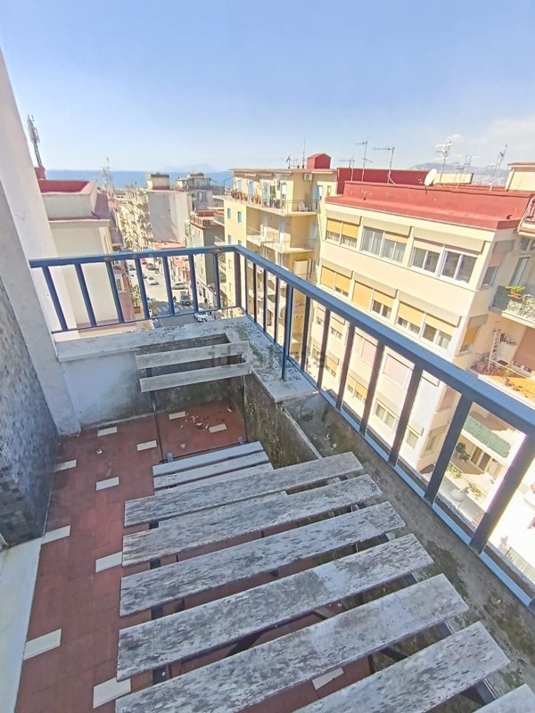 appartamento in affitto a Portici in zona Libertà