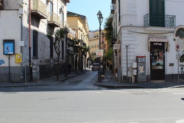 locale commerciale in affitto a Portici
