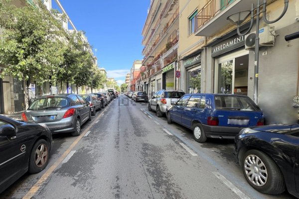 locale commerciale in affitto a Portici